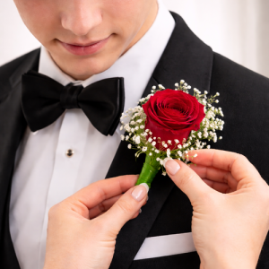 Boutonniere- Rose